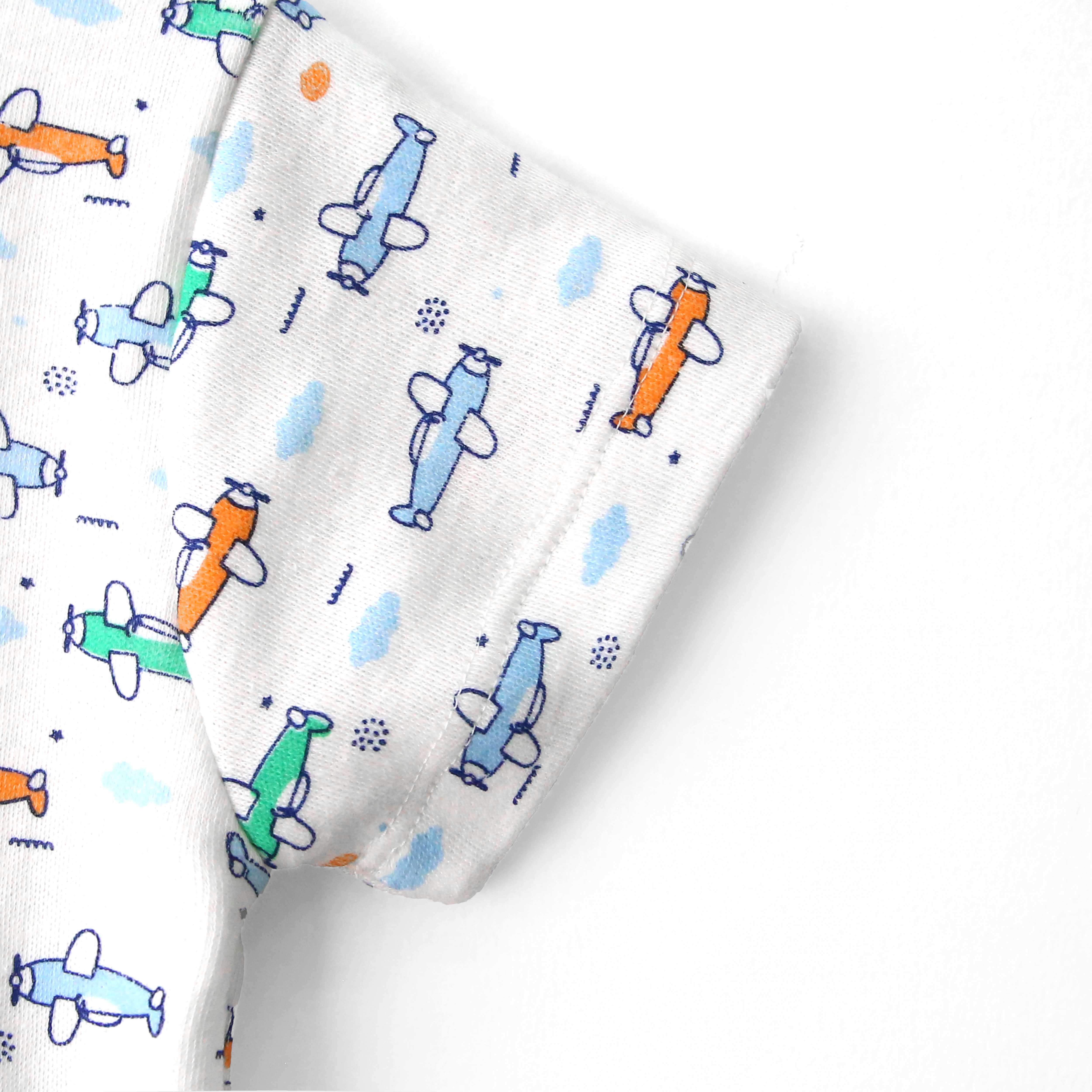 Airplane print tee shirt and shorts for infants